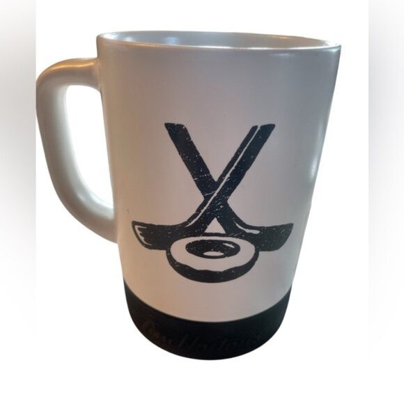 Tim Horton’s White Hockey Puck Bottom Large 18oz Mug - Picture 1 of 7